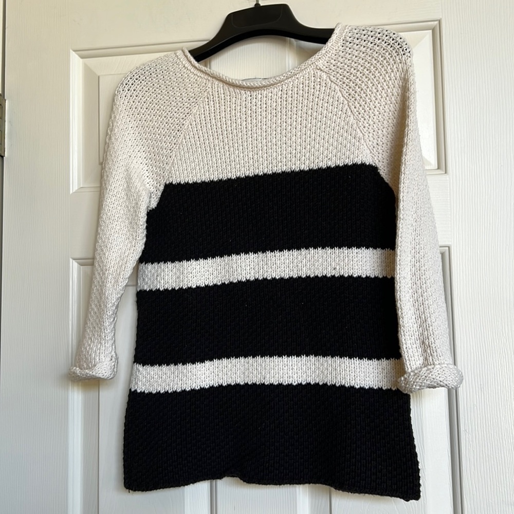 Forever 21 teen sweater